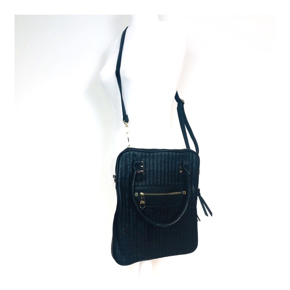 Steve Madden Handbags - Steve Madden Black/Gold Rectangle Crossbody Bag